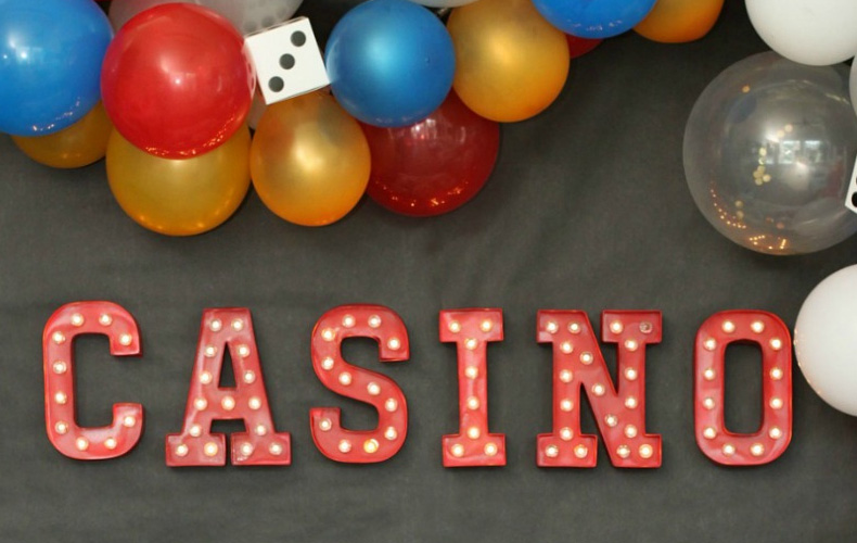Chicago Casino-Themed Birthday Parties